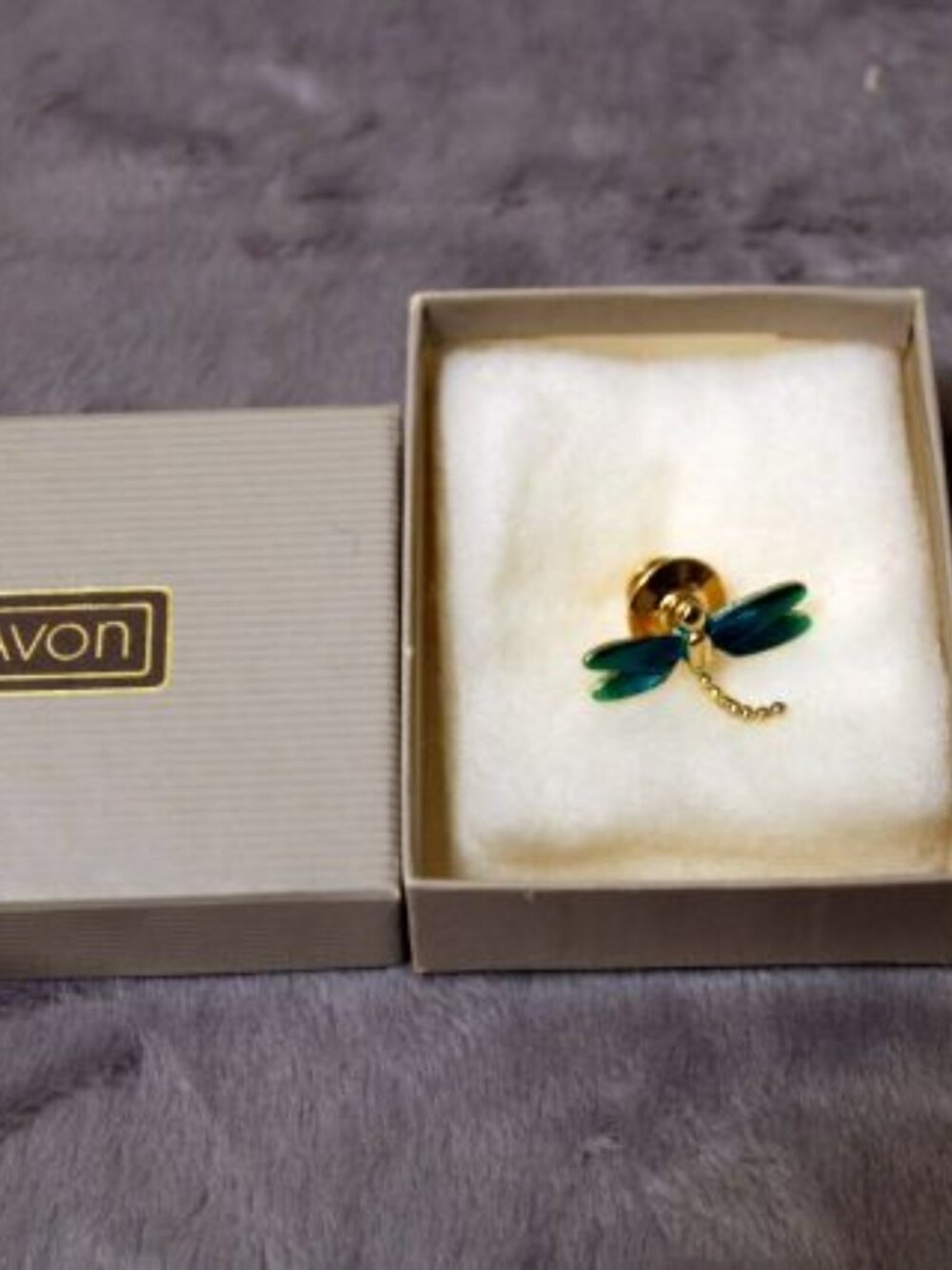 Avon Green Vintage Dragonfly Lapel Pin - Vintage